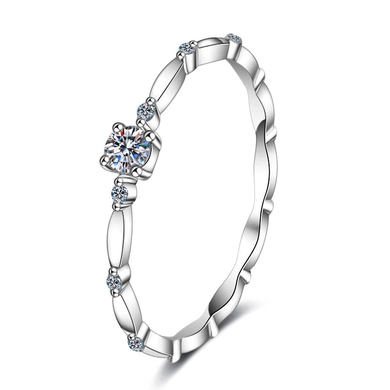 MODA Simple Sliver Engagement Ring..