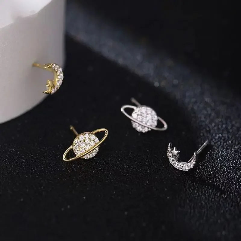 MODA Simple Piercing Stud Earrings