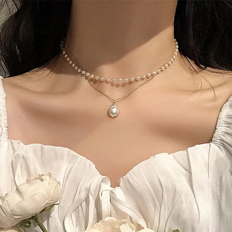 MODA Vintage Love Heart Necklace