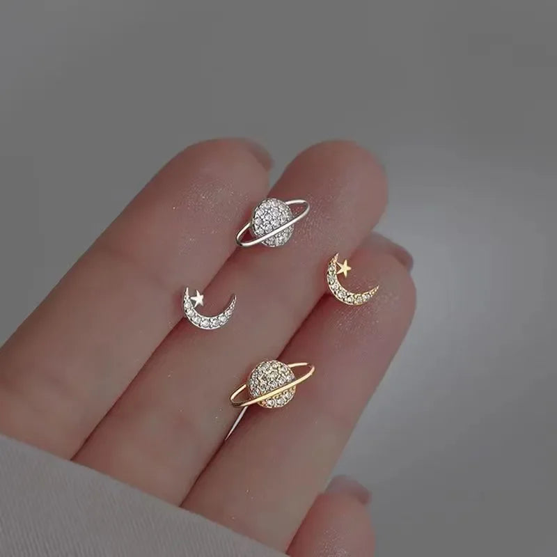 MODA Simple Piercing Stud Earrings
