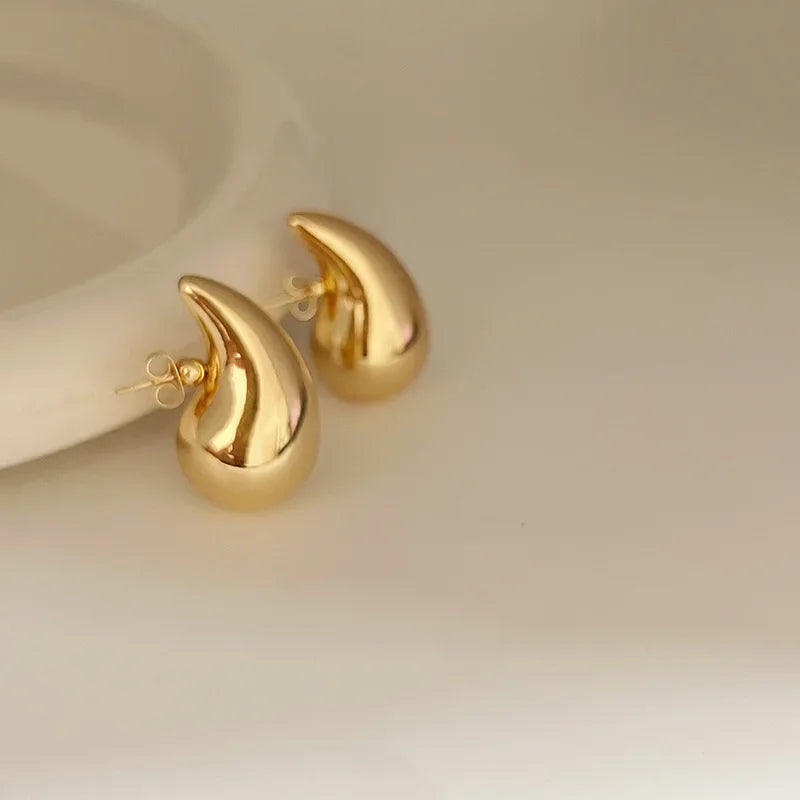6Pcs Moda beautiful Earrings