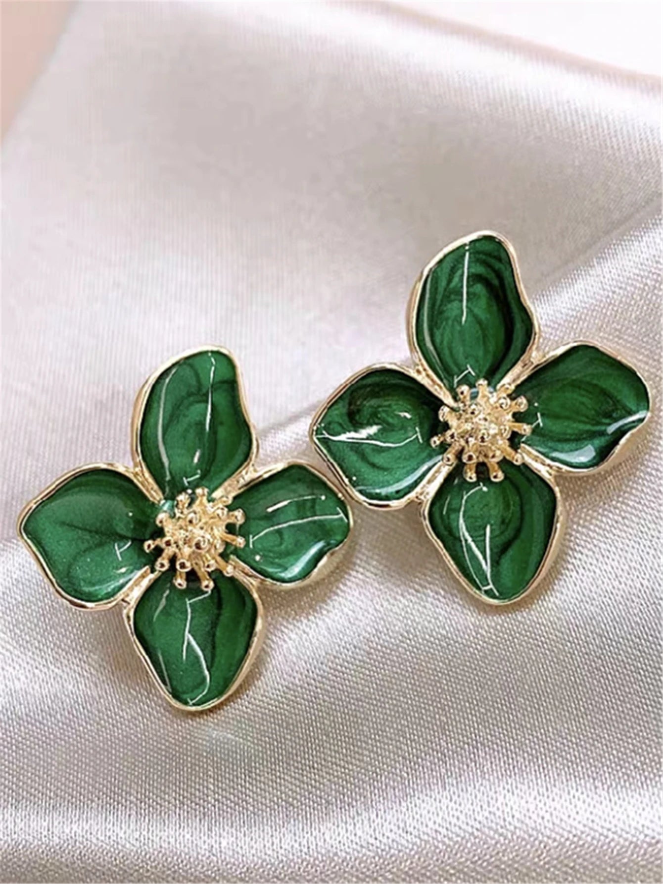 MODAs 2025 Dropped Glaze Flower Earrings for Women