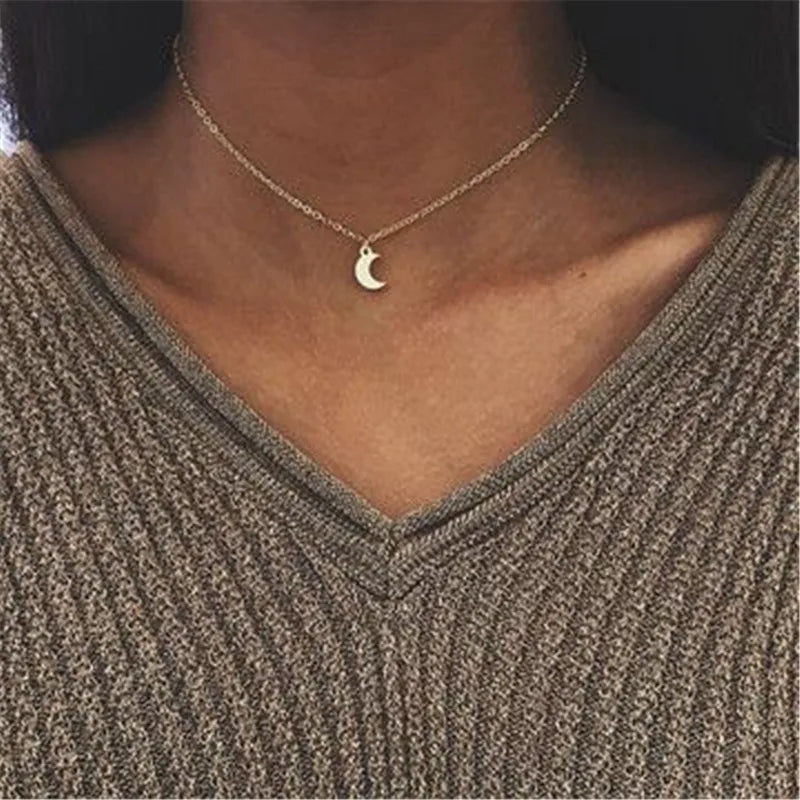 MODA Vintage Love Heart Necklace