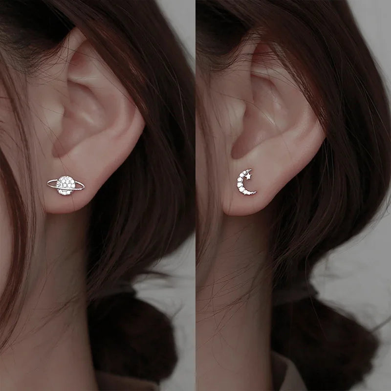 MODA Simple Piercing Stud Earrings