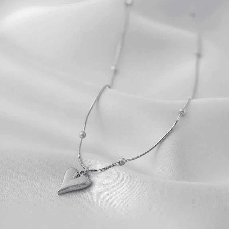 MODA 3D Heart NECKLACE